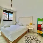 Appartement Lumineux Front De Mer Avec Piscine
